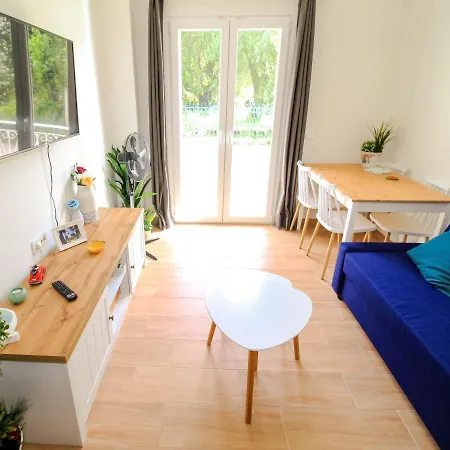 The Summerhouse Project Hébergement de vacances Peritheia